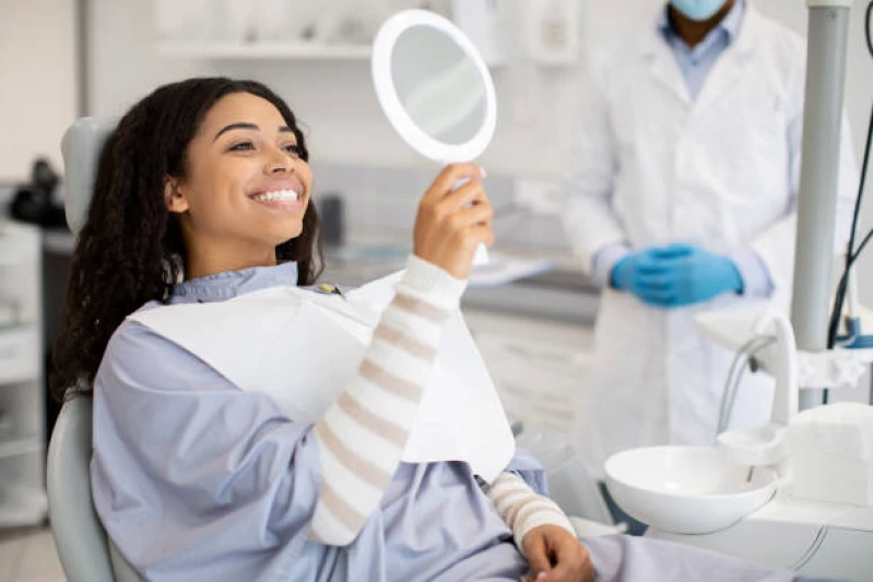 Lente de Contato para o Dente Marcar Saúde